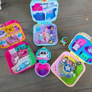 Polly Pocket 2018 Hidden Hideouts Lot Of 4 Gift Compacts for Micro Mini Dolls